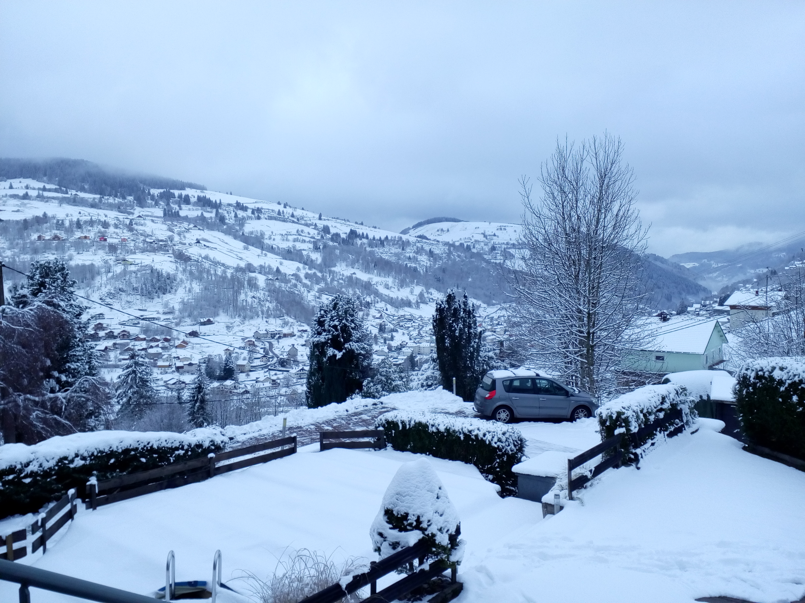 Gîte Bellavie, vue sur la vallée de La Bresse en hiver